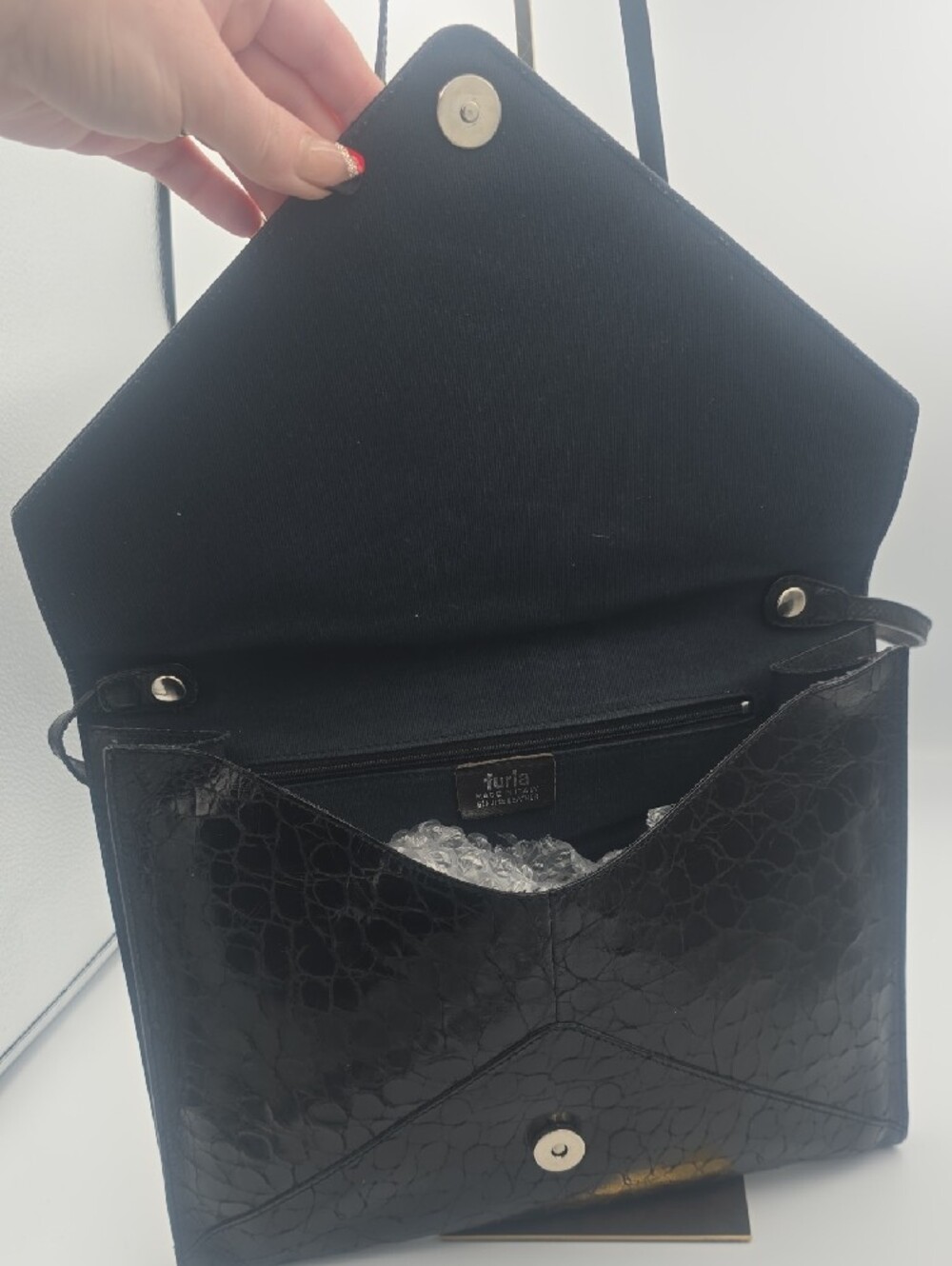 Furla Black Vintage Croc-Textured Large Envelope Crossbody/Clutch Bag (EUC)🖤 - Picture 8 of 13